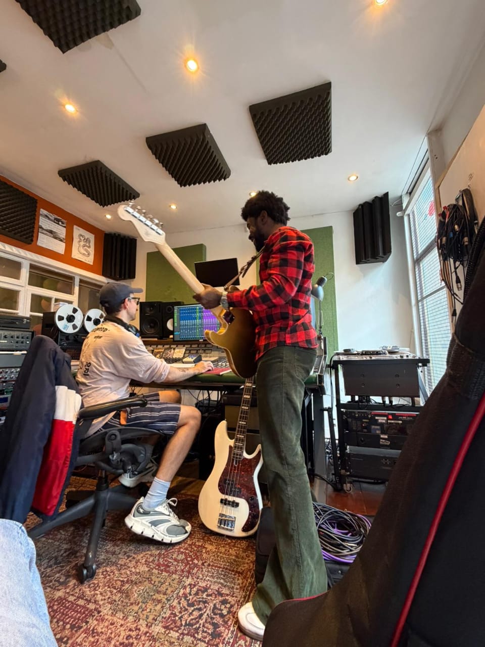 Francis Bondd recording in the studio